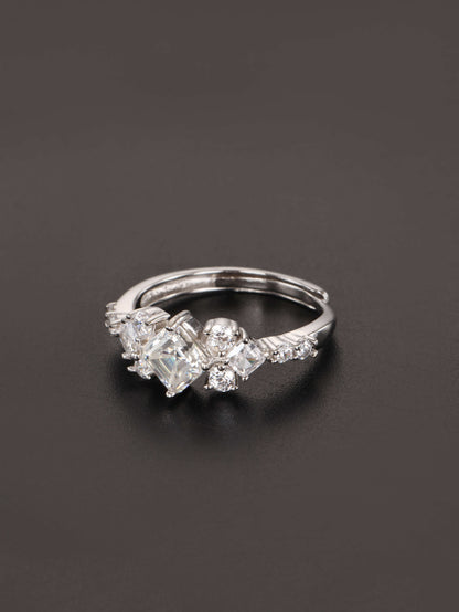 Square Cut Side Stone: 1ct Moissanite Ring