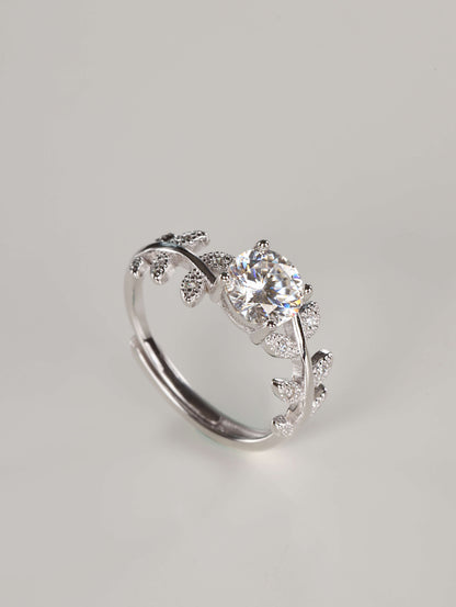 The Woodland Solitaire: 1ct Moissanite Leaf Vine Ring