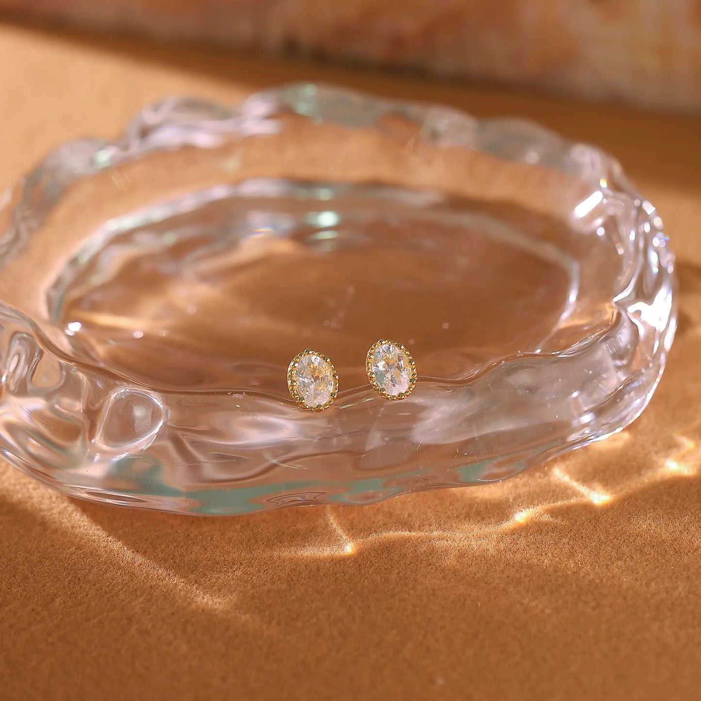 Detail of the secure butterfly back closure and 925 sterling silver hallmark.