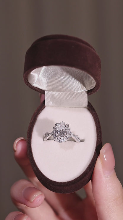 The Empress Twilight Ring: 1ct Oval Starburst Band with Twisted Pavé